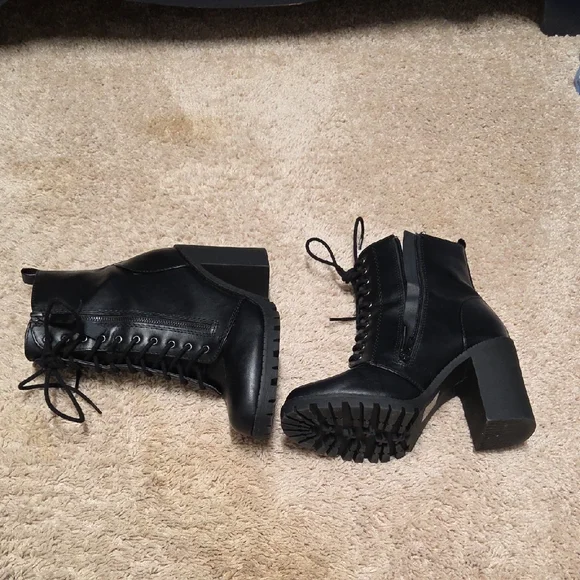 Soda Black Lace Up Ankle Boots - Picture 2 of 7